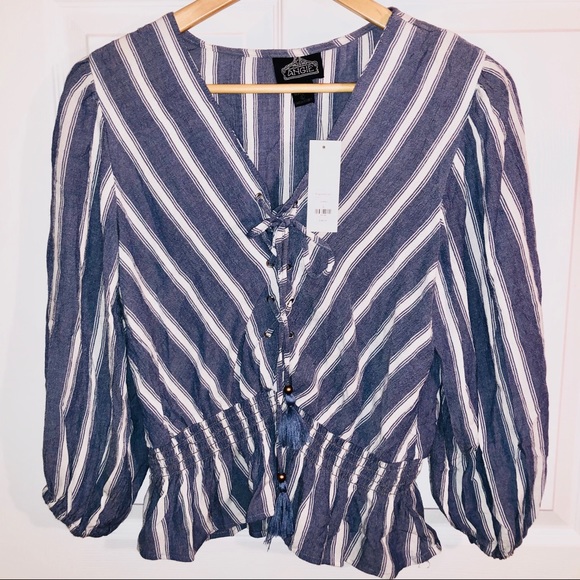 NWT Blue and White Striped Blouse from Francesca’s - Picture 5 of 6